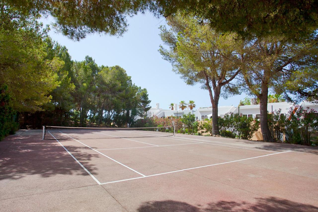 Apartamentos Club Cala Azul Sant Carles de Peralta Exterior foto